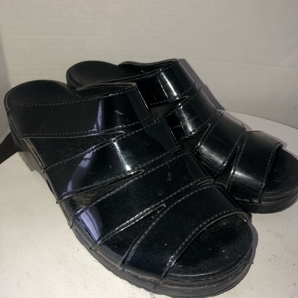 Dansko Black Patent Leather Sandals Size 43